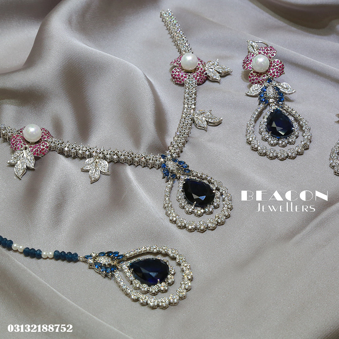Necklace with Bindi and Earrings 06
