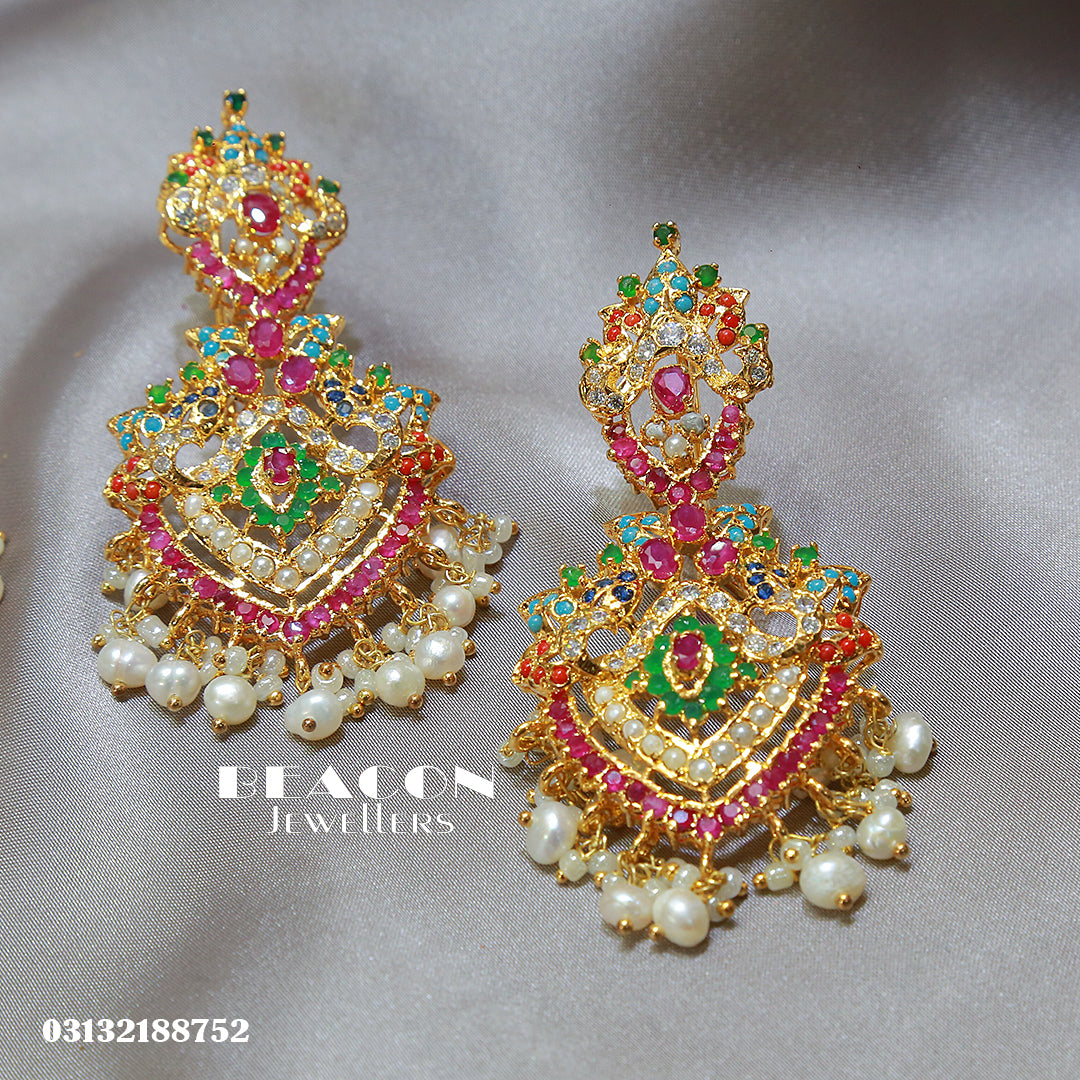 Necklace with Bindi and Earrings 08