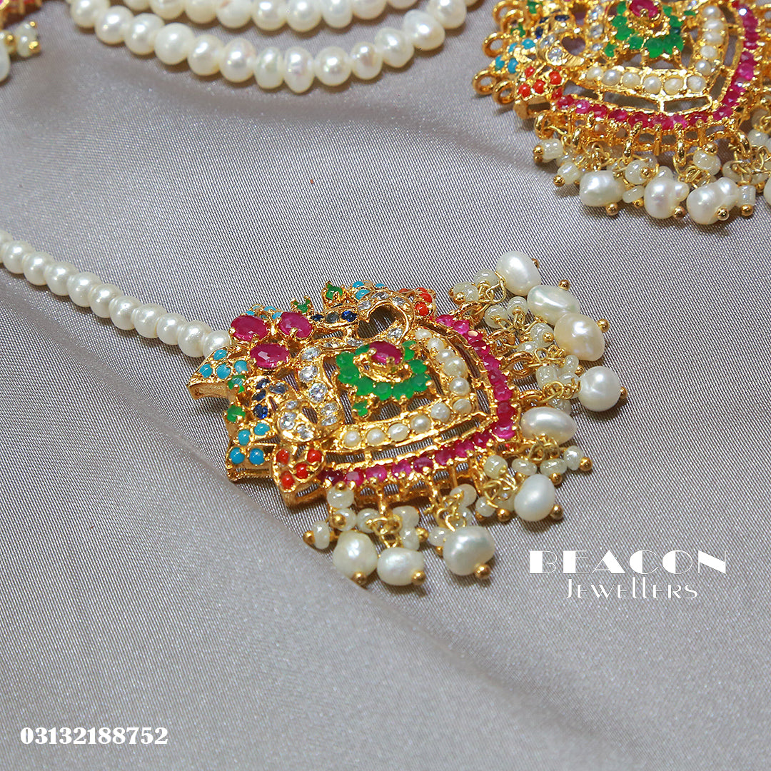 Necklace with Bindi and Earrings 08