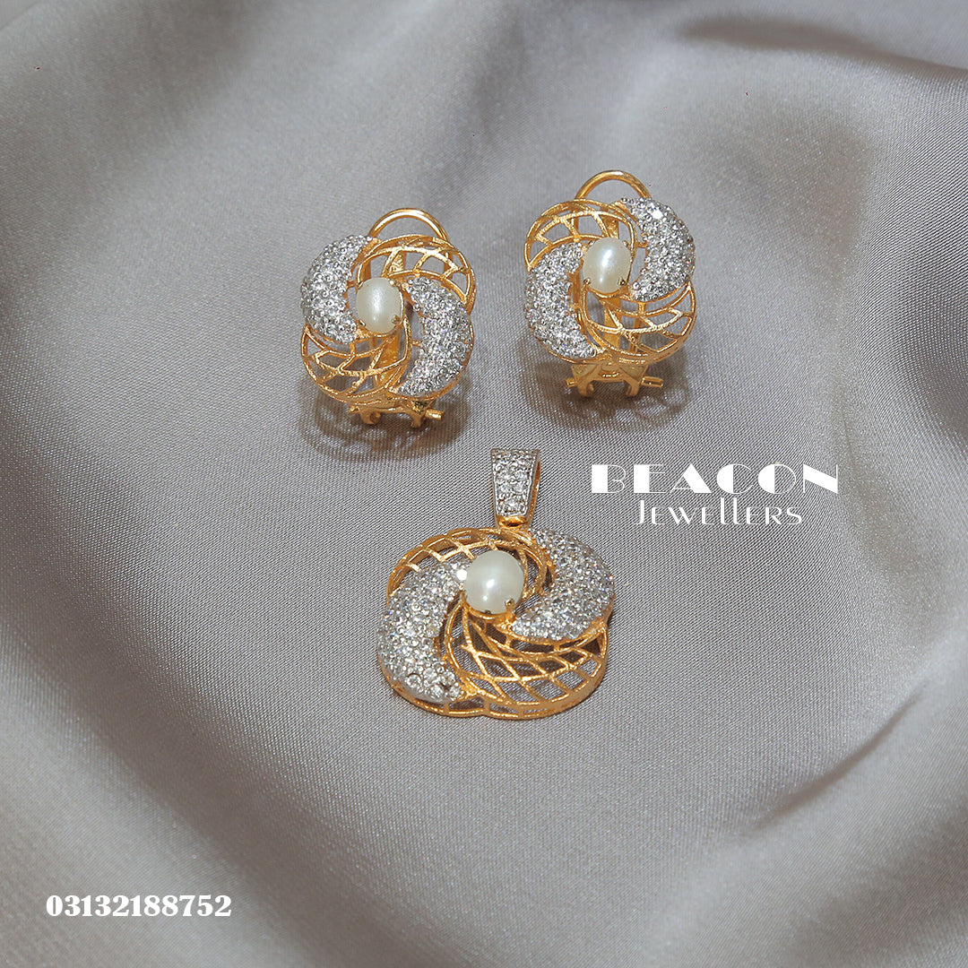 Locket and Earrings 07