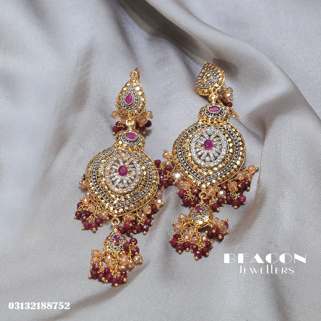 Necklace Set WIth Earrings Tika