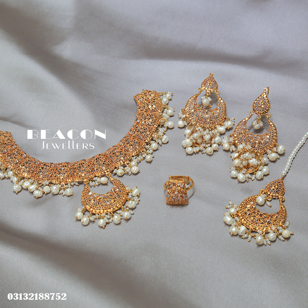 Necklace Set With Mala Earrings Tika