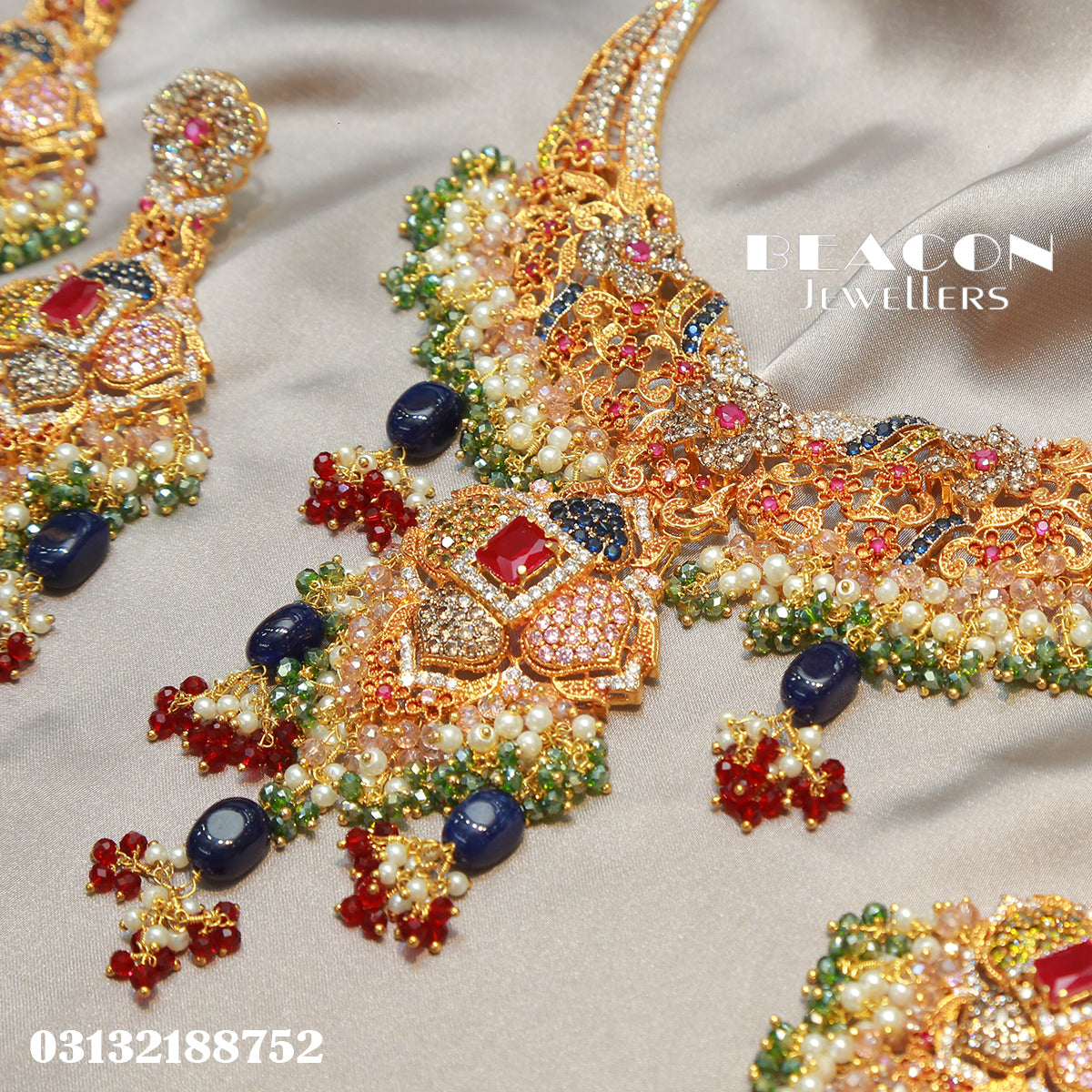 Necklace Set WIth Earrings Tika
