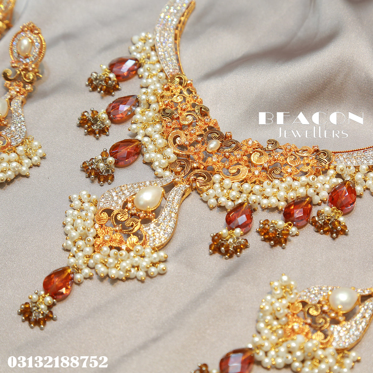 Necklace Set WIth Earrings Tika