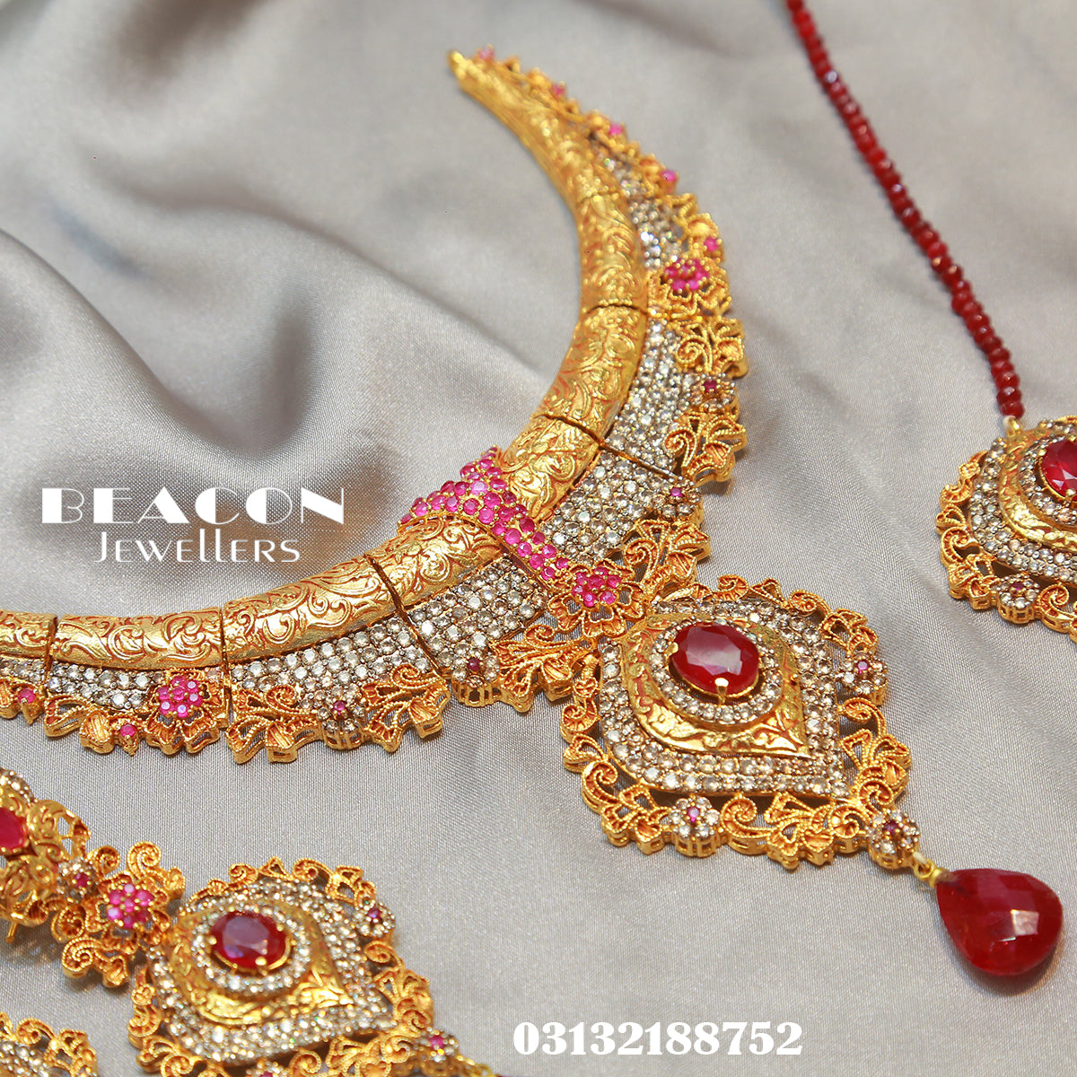 Necklace Set With Tika Earrings