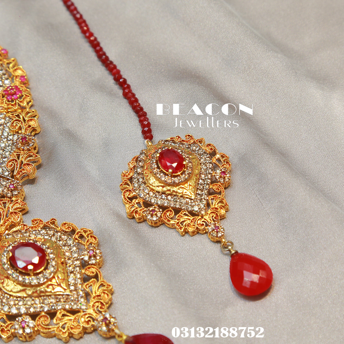 Necklace Set With Tika Earrings