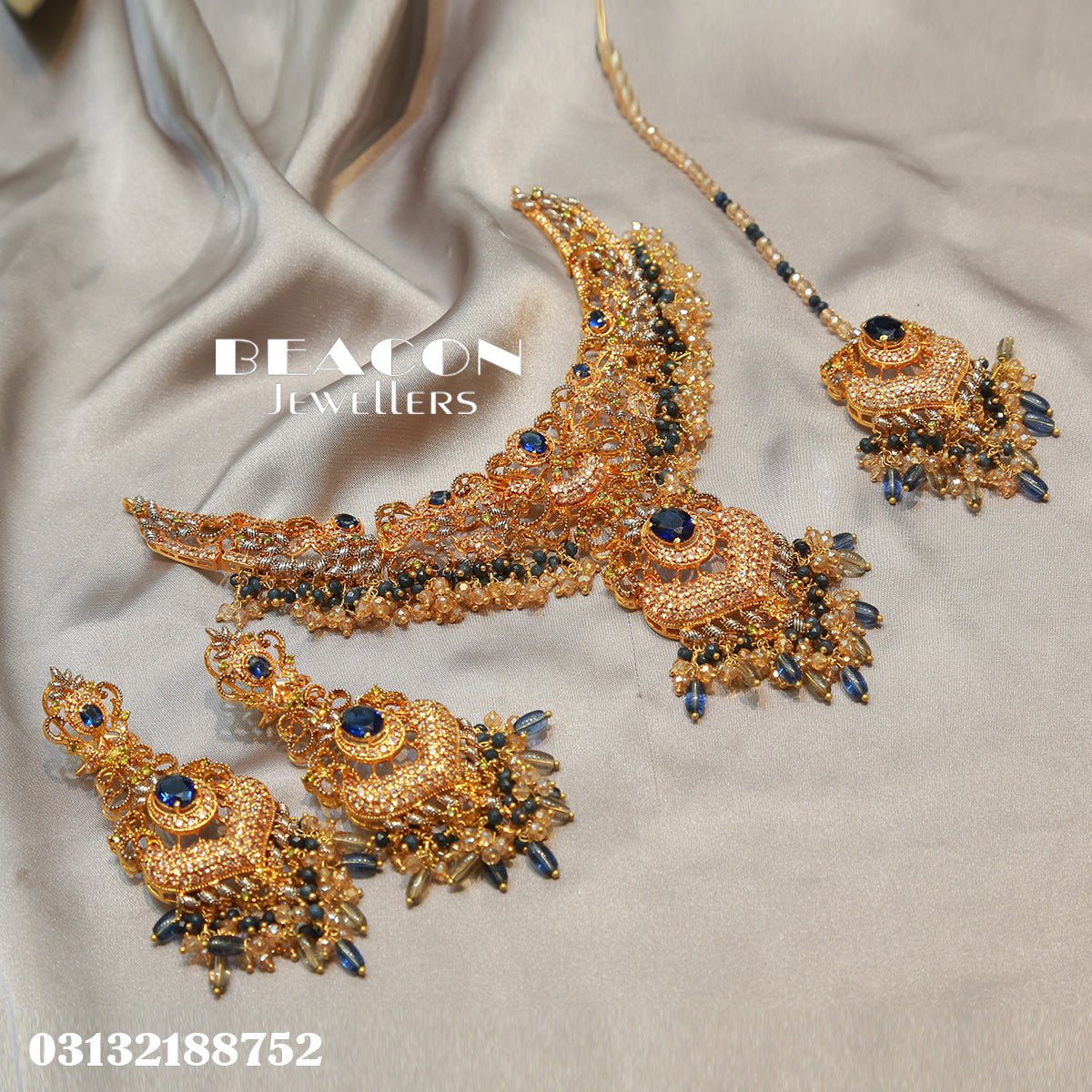 Necklace Set With Tika Earring