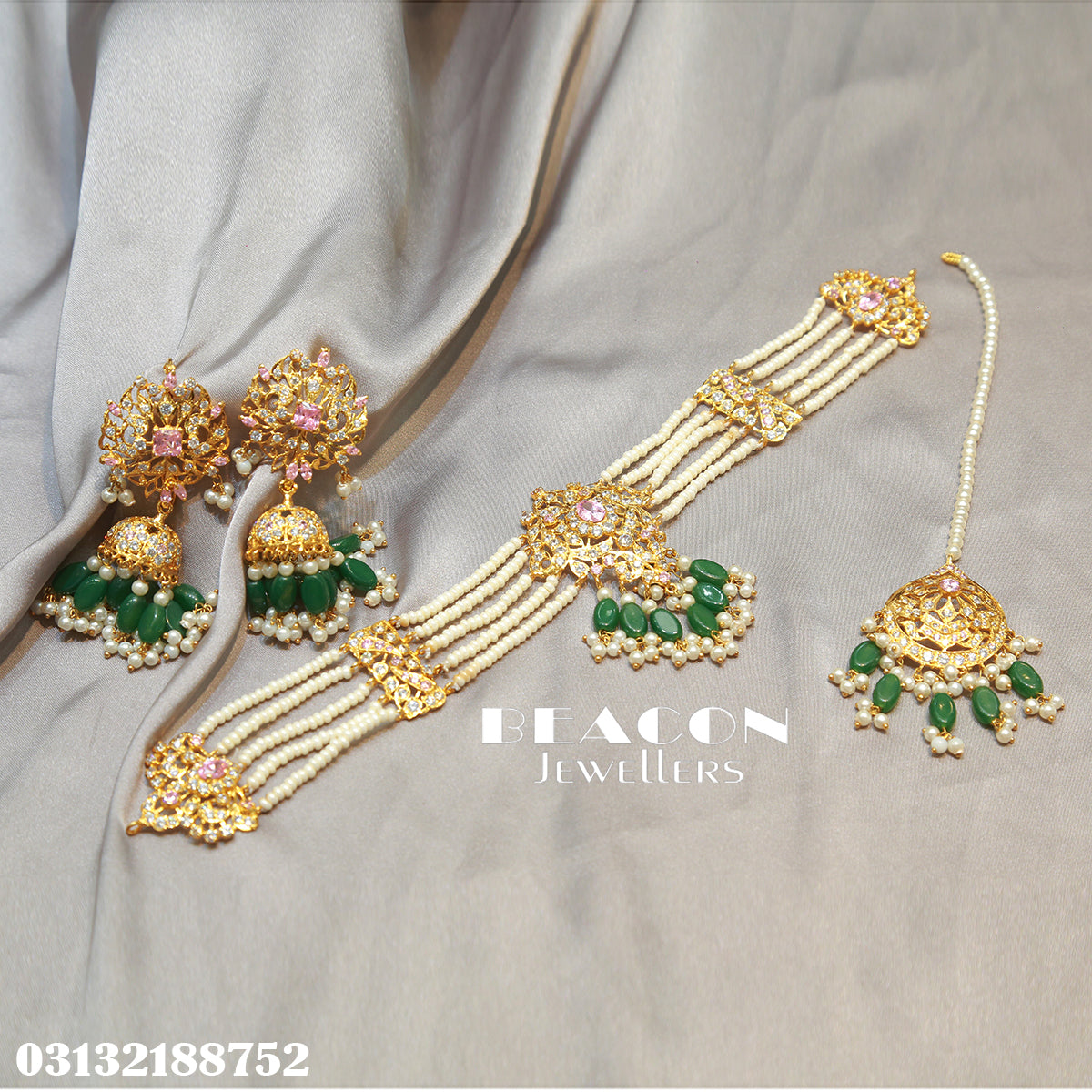 Choker with Bindi and Earrings 03