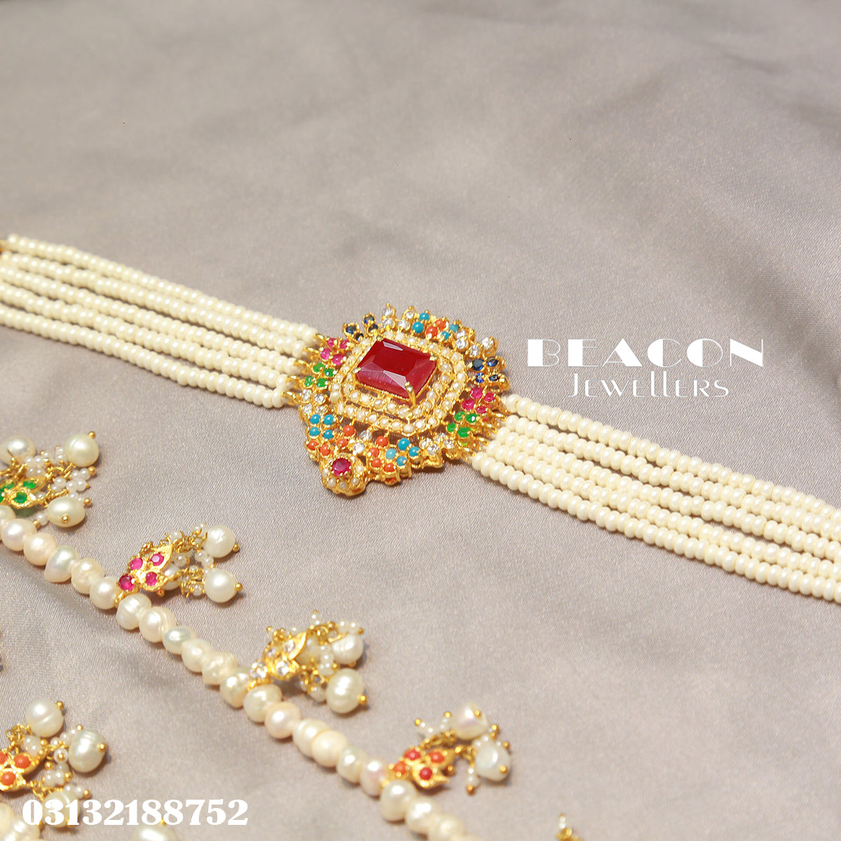 Choker Maala Ring Bindi and Earrings 04