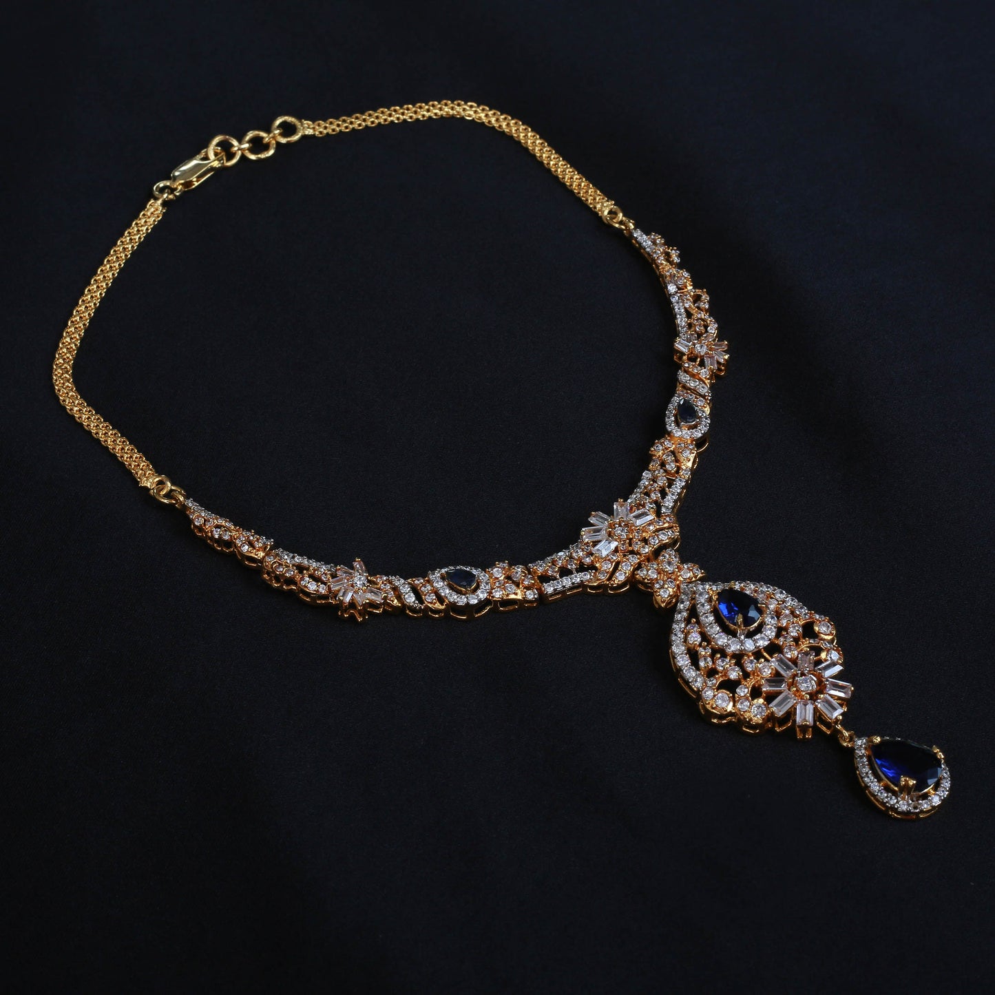 Necklace Set with Earrings, TIka