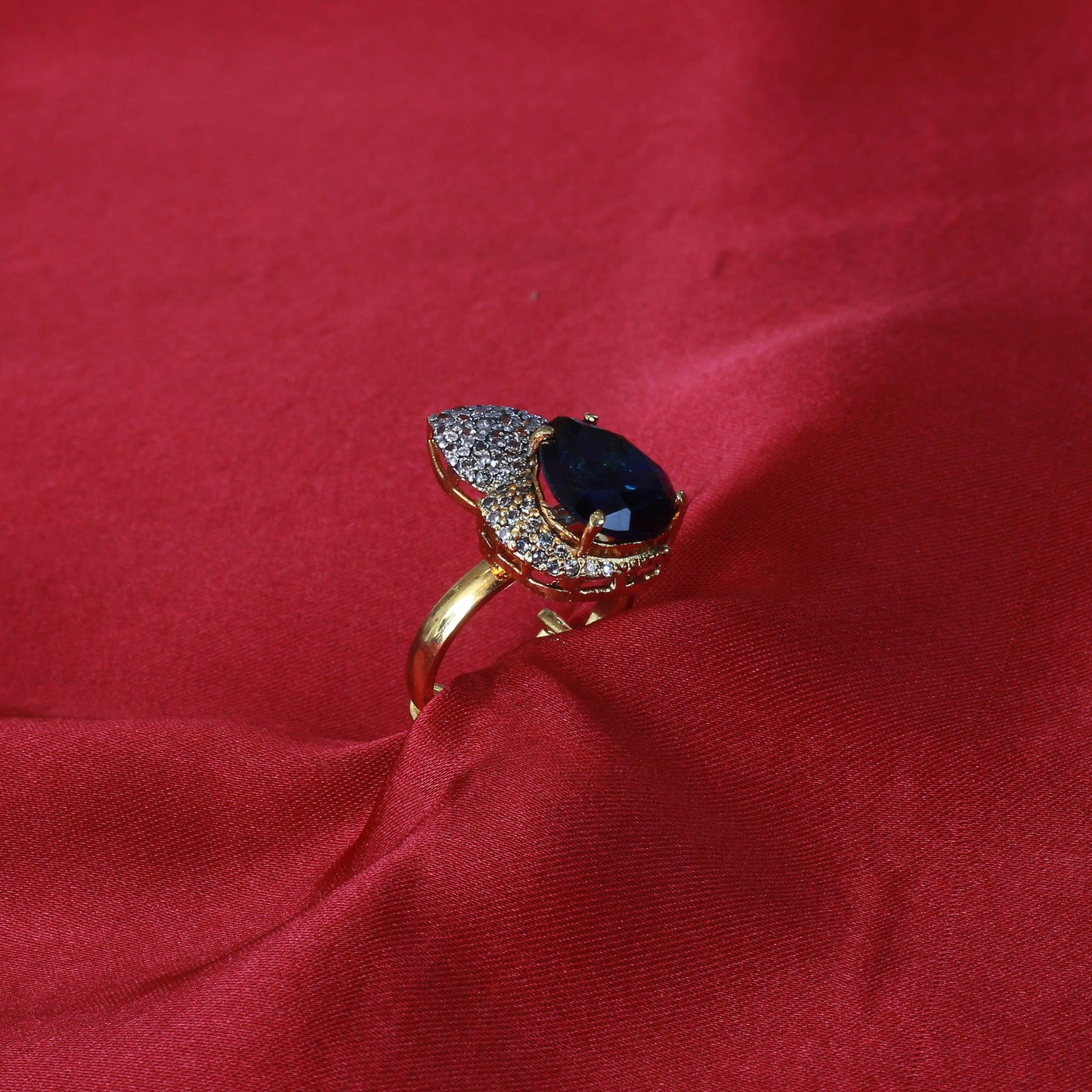 Pendant Set with Ring