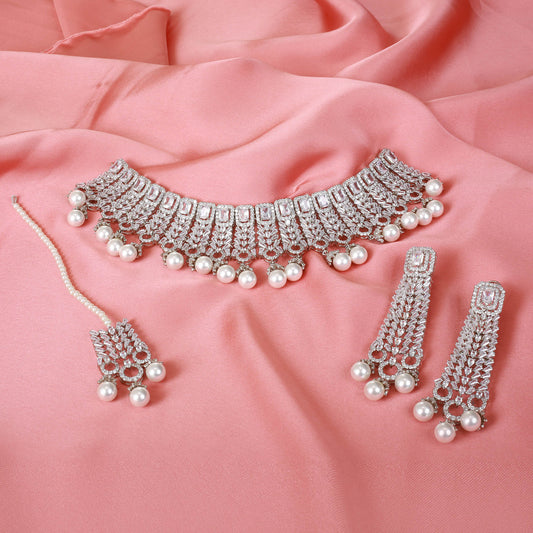Necklace Set With Earrings Tika