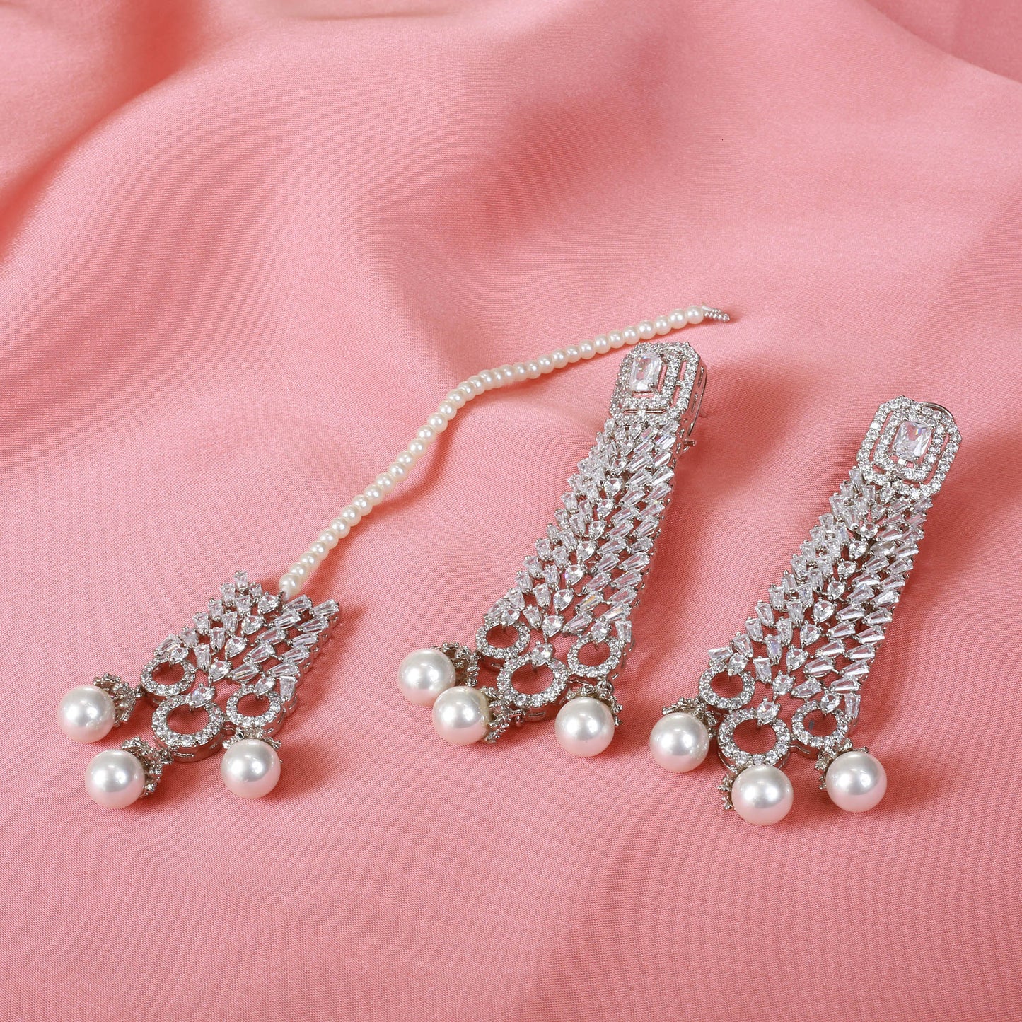 Necklace Set With Earrings Tika
