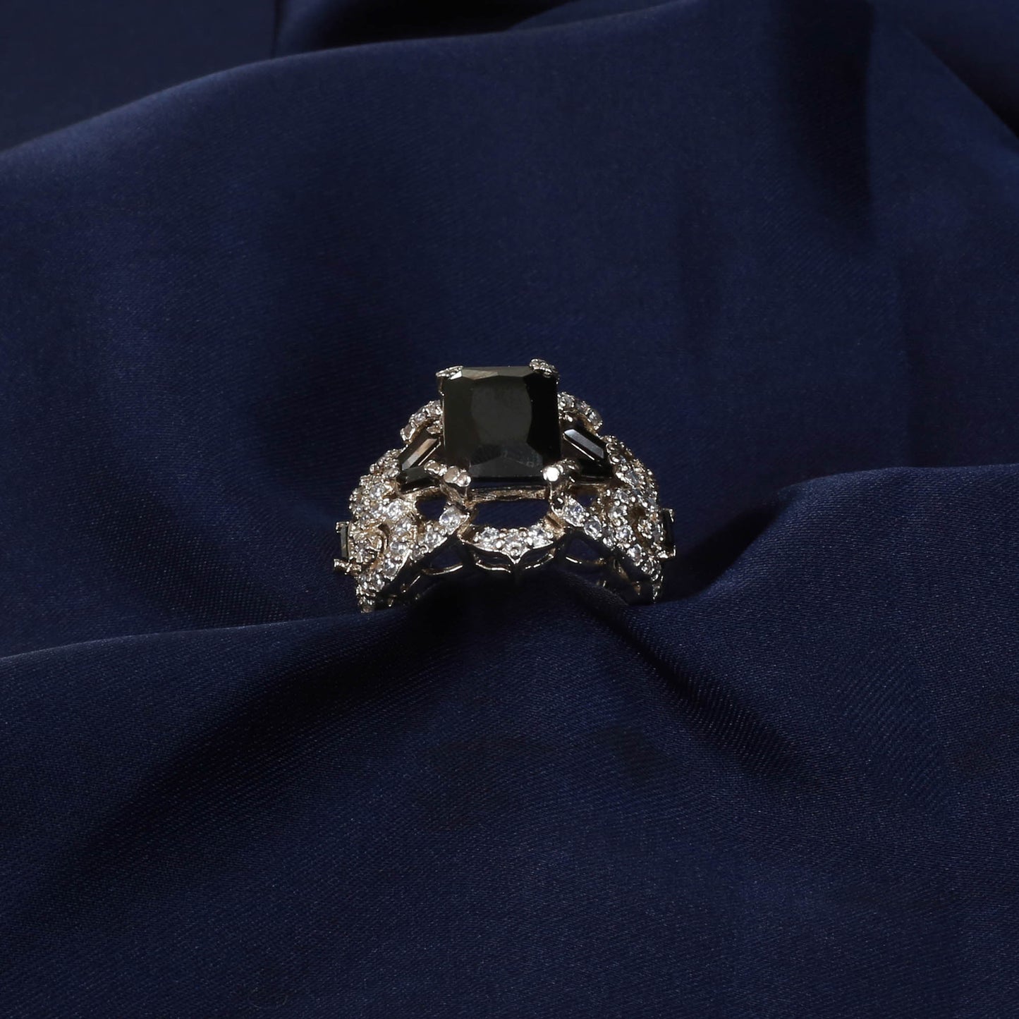 RIng BA1019
