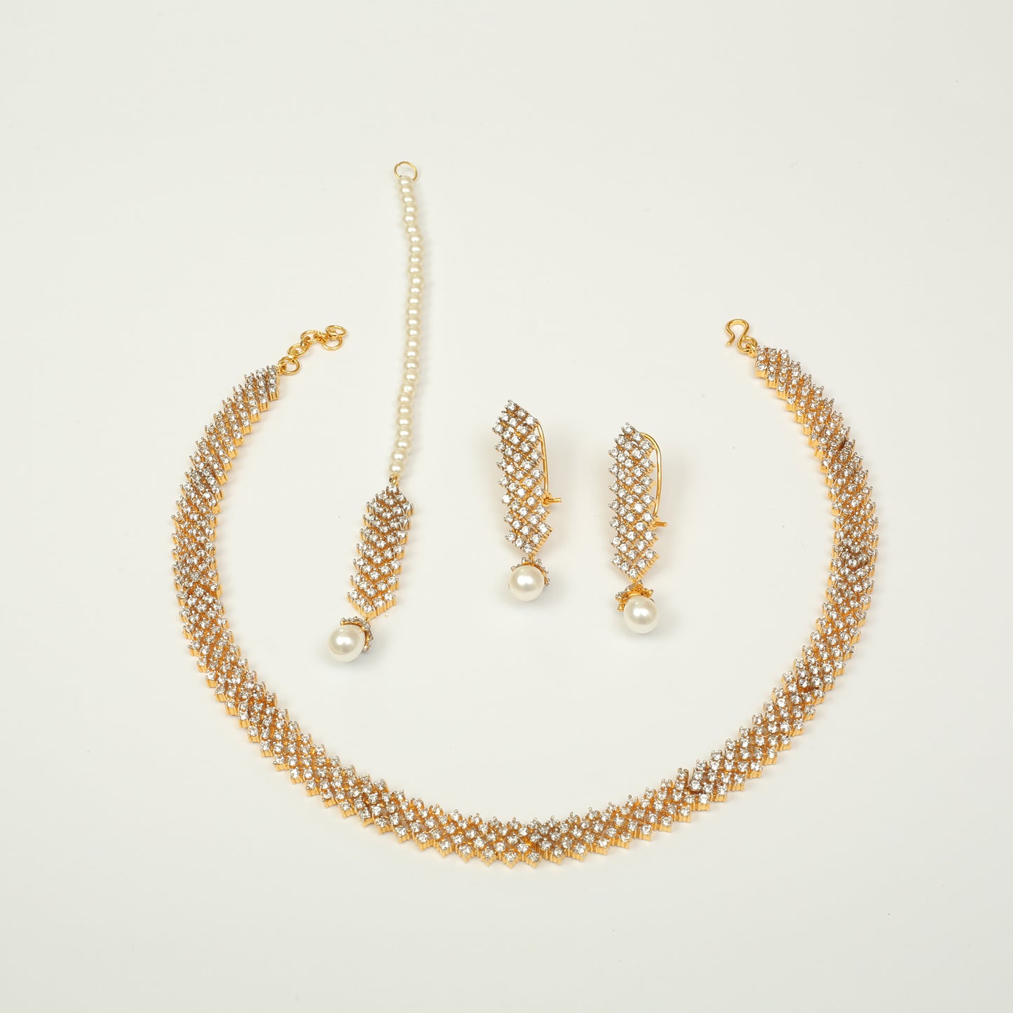 Necklace Set With Earrings Tika
