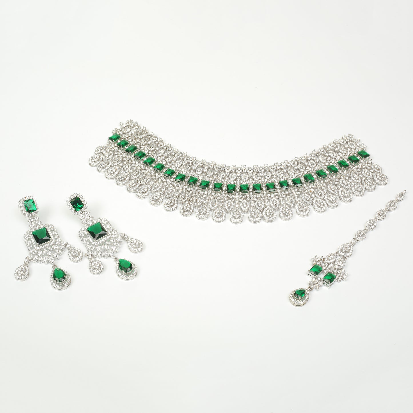 Necklace Set With Earrings Tika