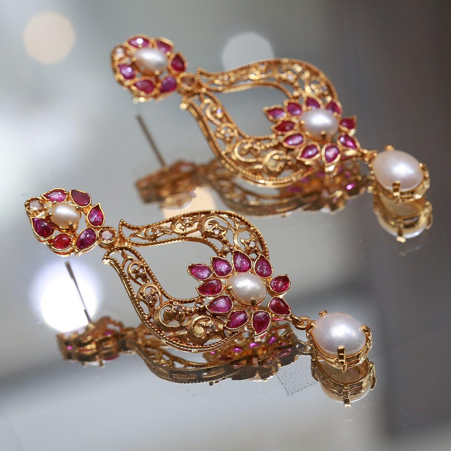 Necklace Set with Tika Earrings
