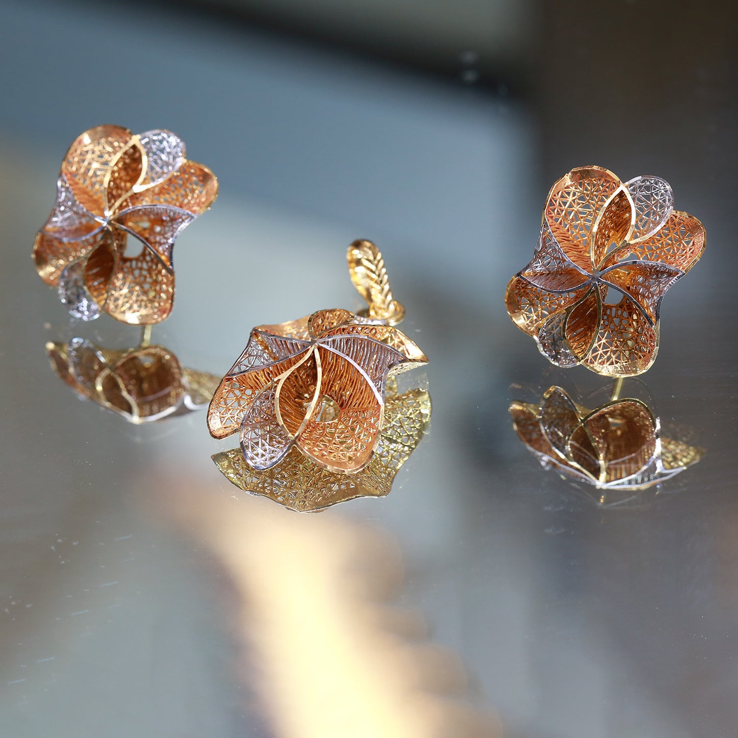 Locket and Earrings 90