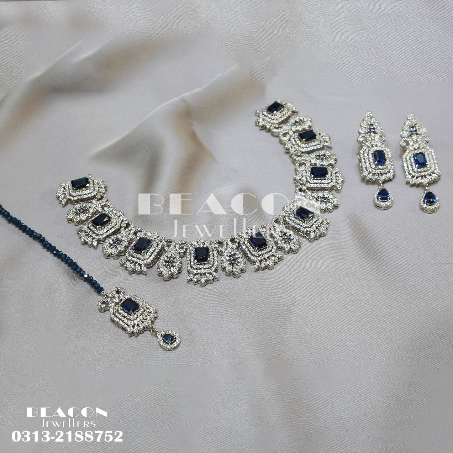 Necklace with Bindi and Earrings 58