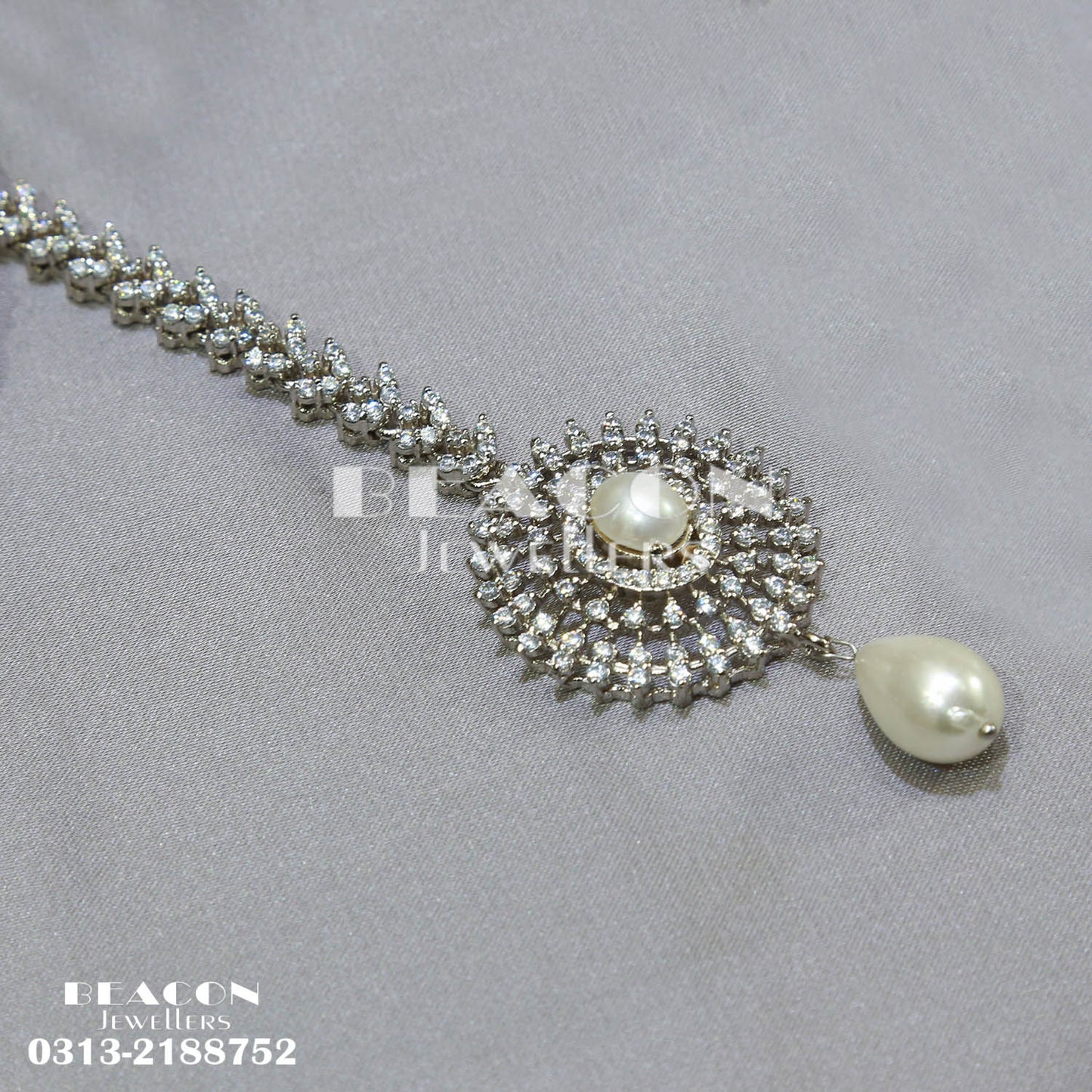 Necklace Set With Ring Tika and Earrings