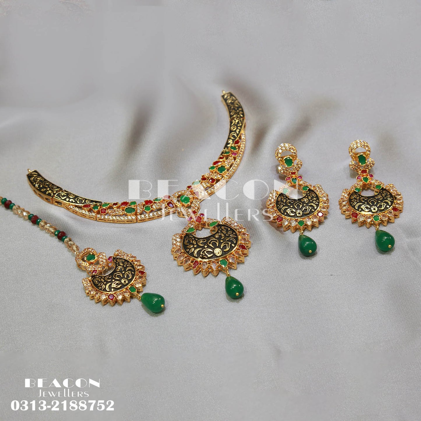 Necklace Set with Tika Earrings