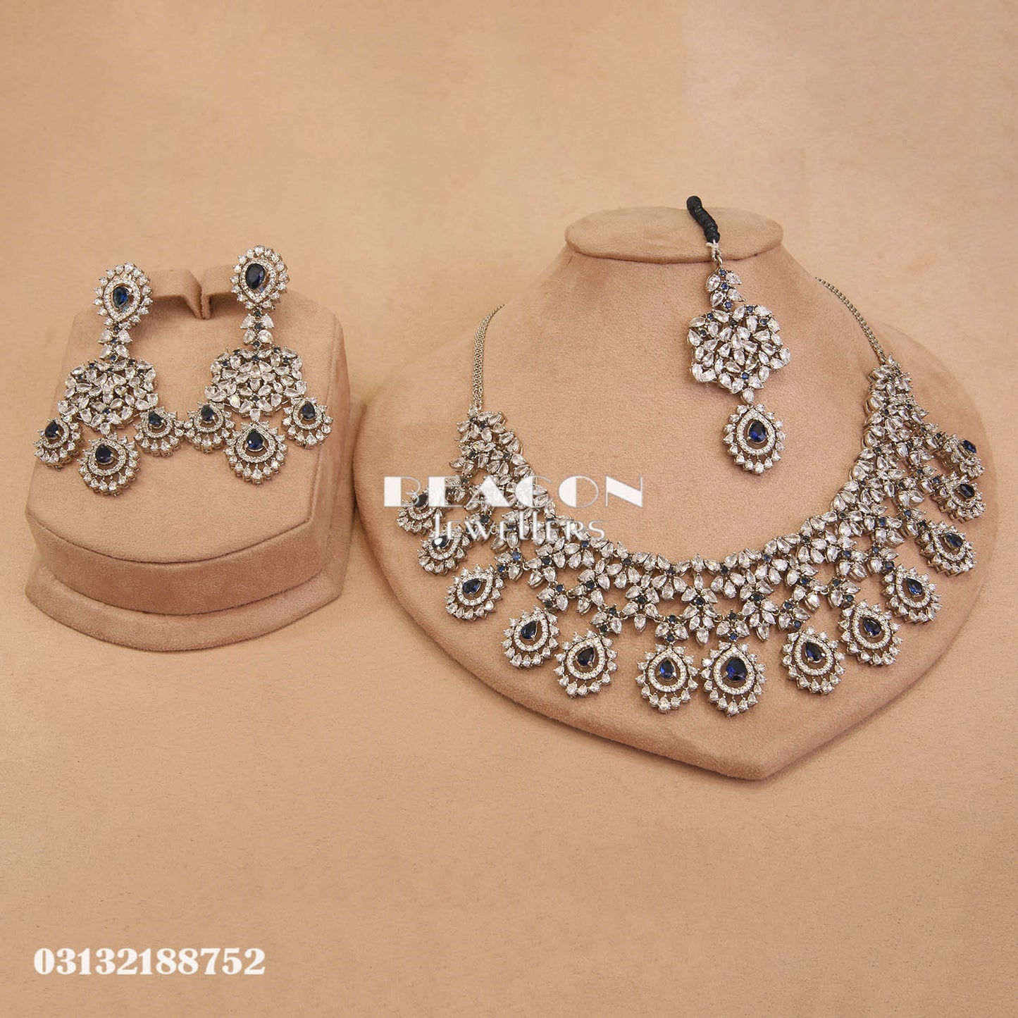 Necklace Set with Tika and Earrings