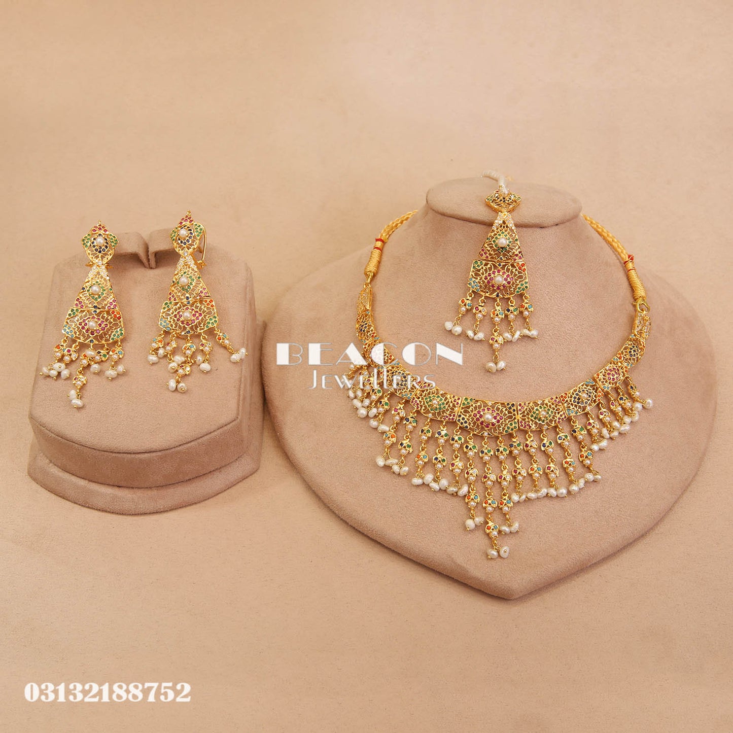 Necklace with Bindi and Earrings 76