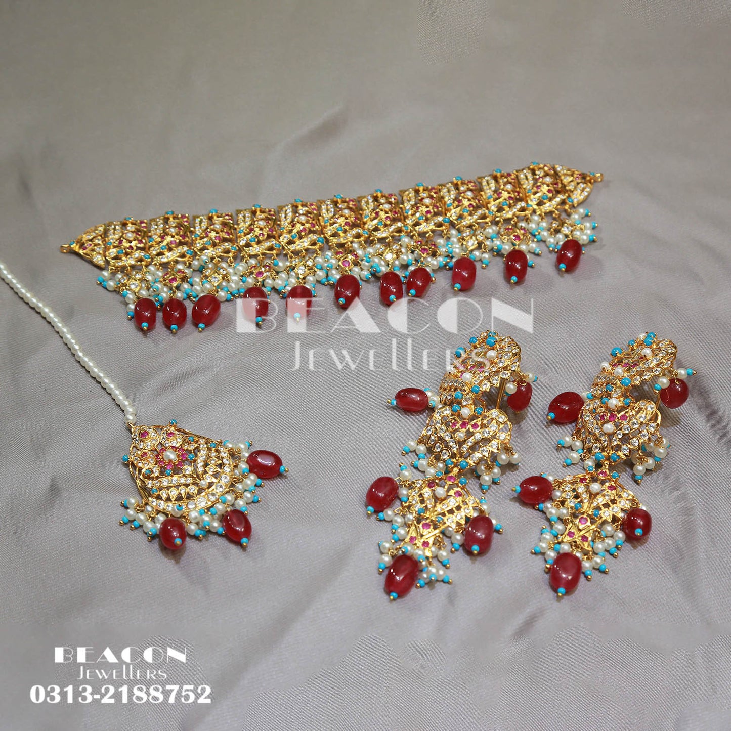 Choker with Bindi and Earrings 08