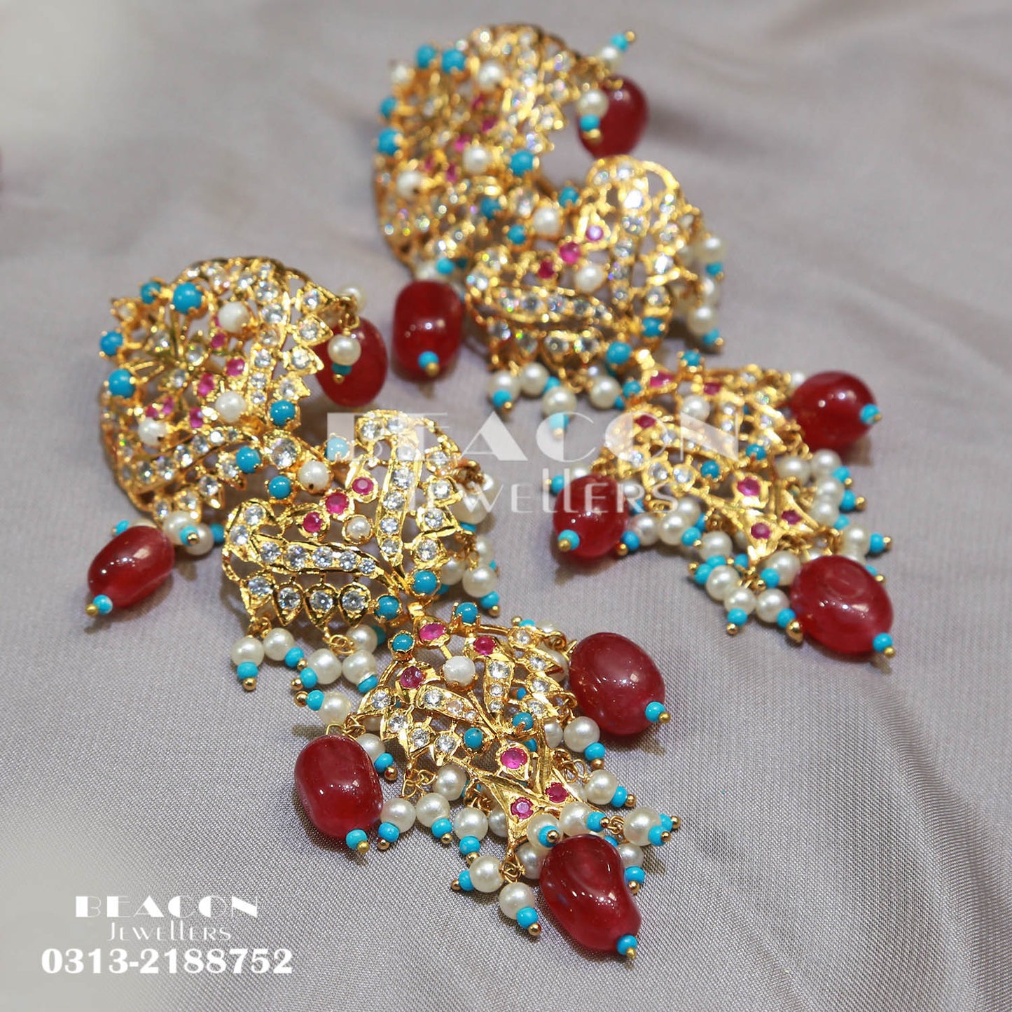 Choker with Bindi and Earrings 08