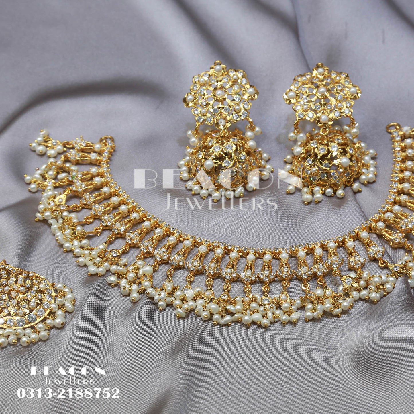 Necklace Set With Earrings Tika