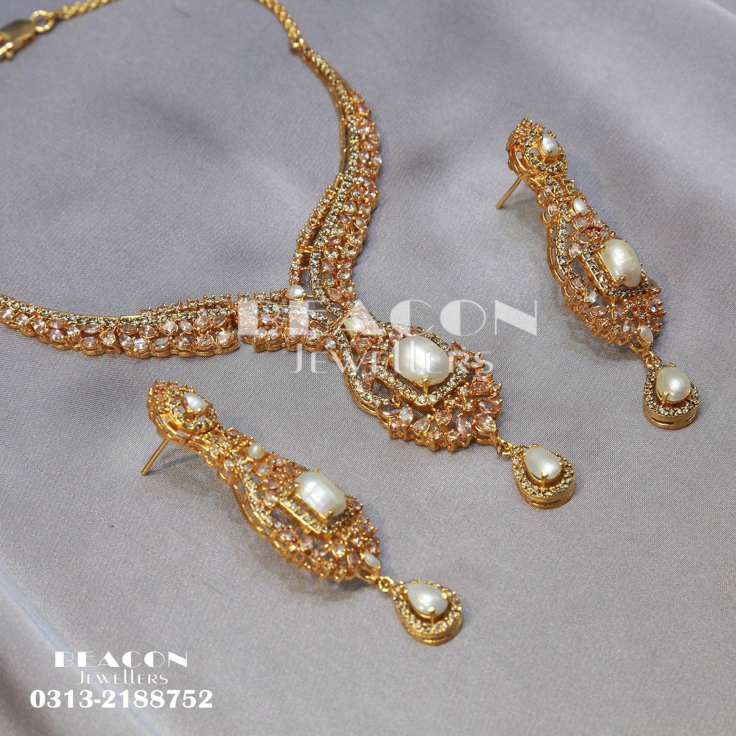 Necklace Set With Earning