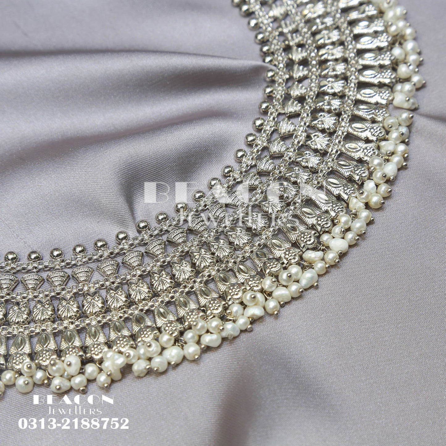 Necklace with Bindi and Earrings 66