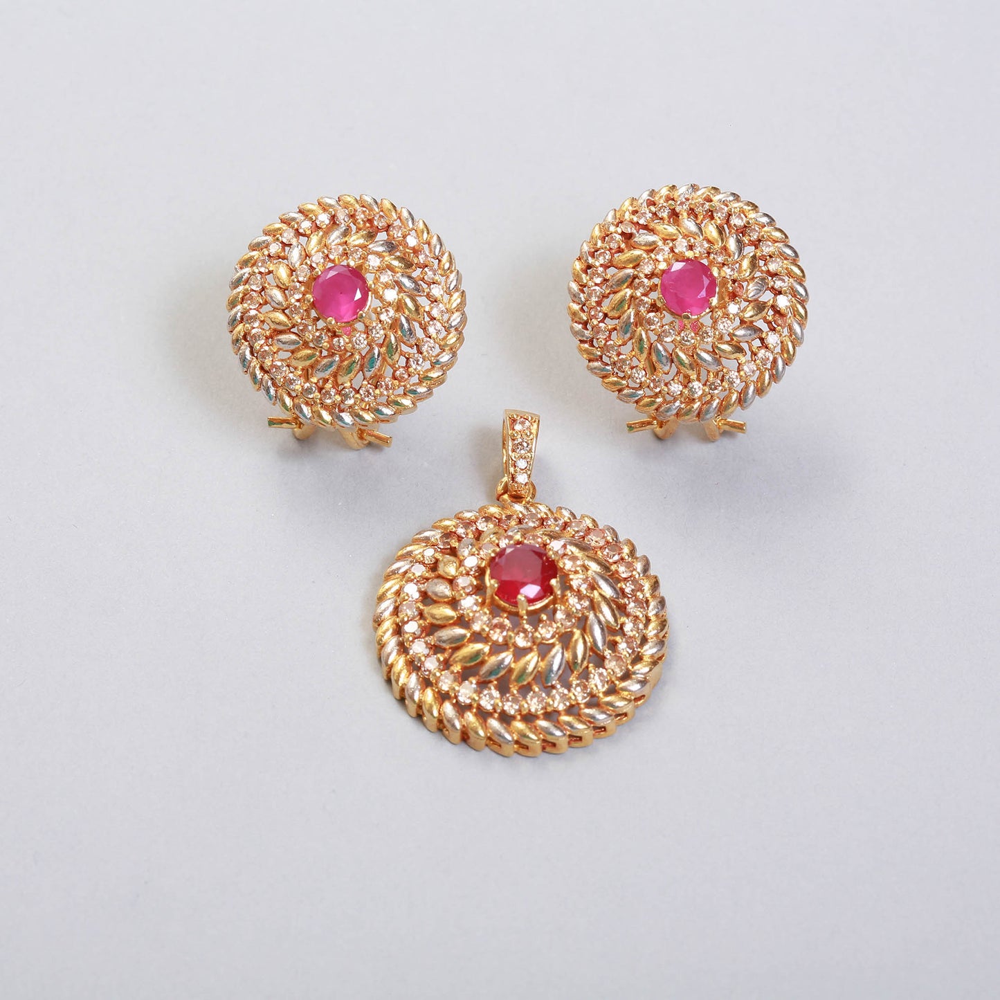 Pendant Set BA1057