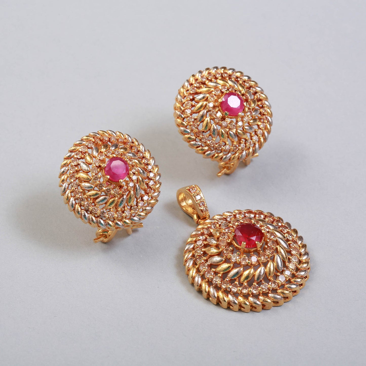 Pendant Set BA1057