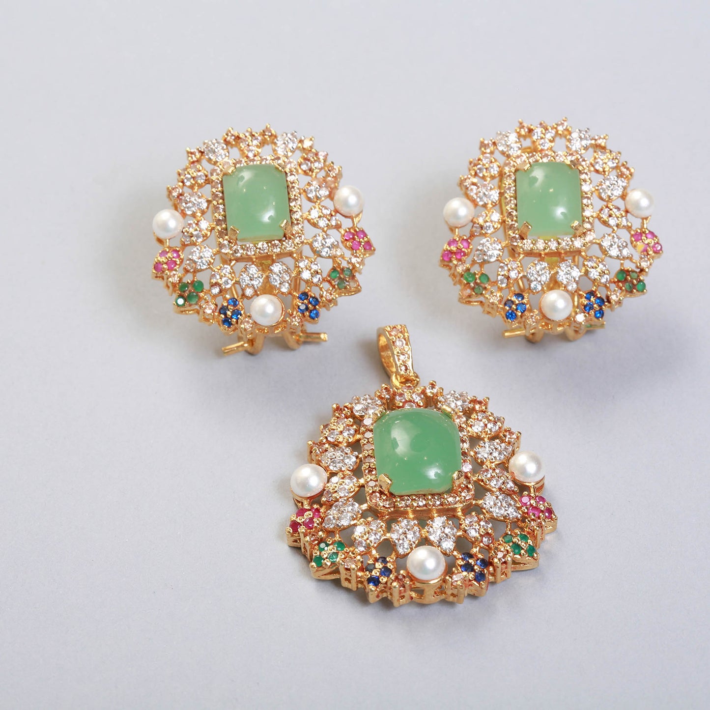 Pendant Set BA1068