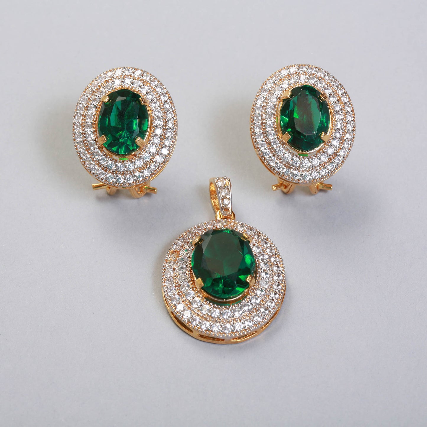 Pendant Set BA1070