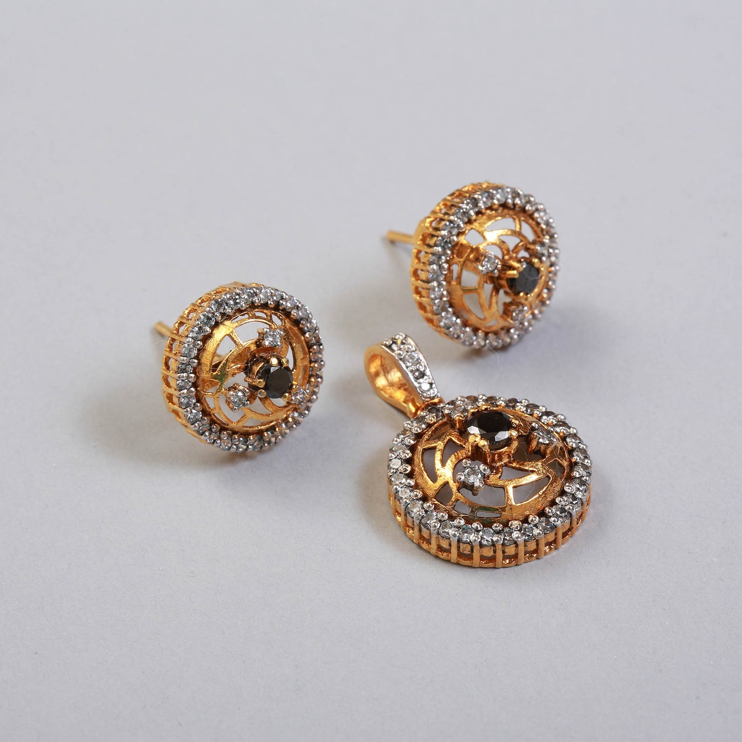 Pendant Set BA1074