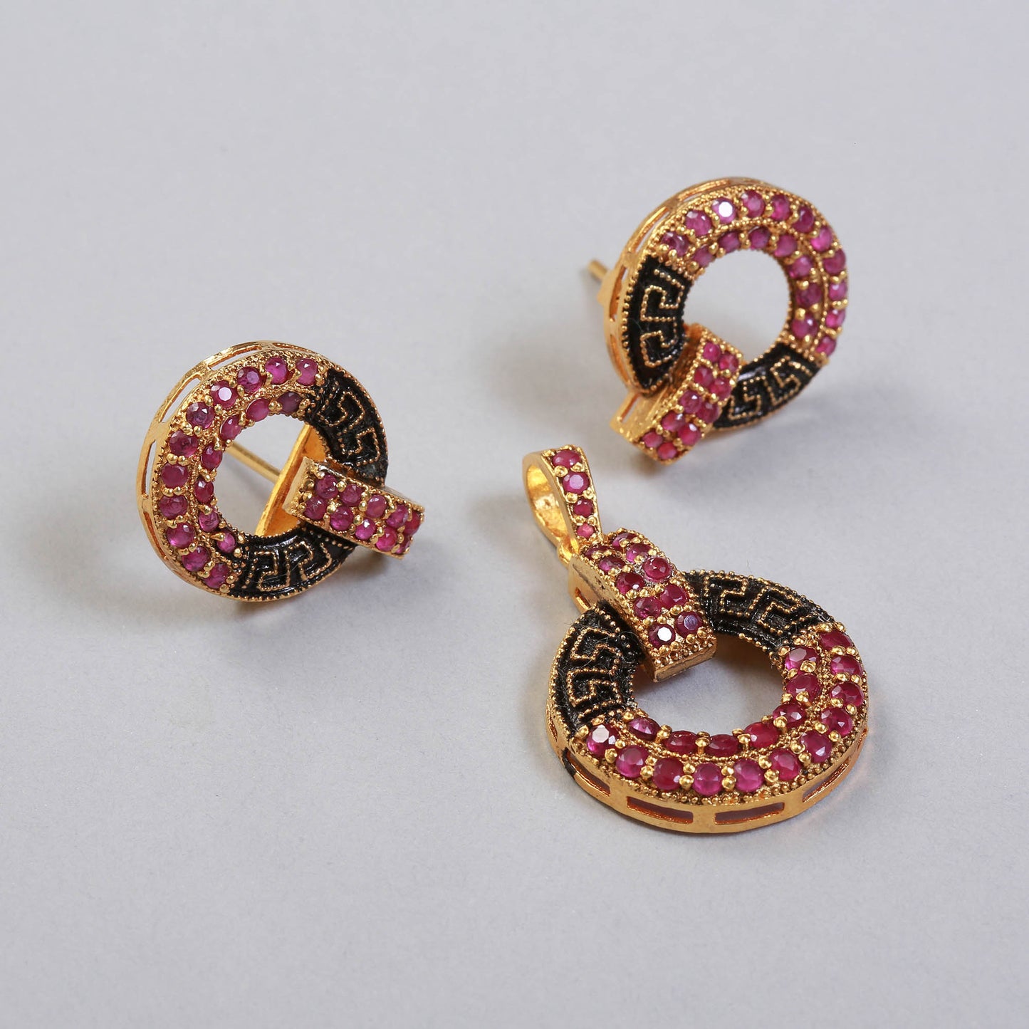 Pendant Set BA1078