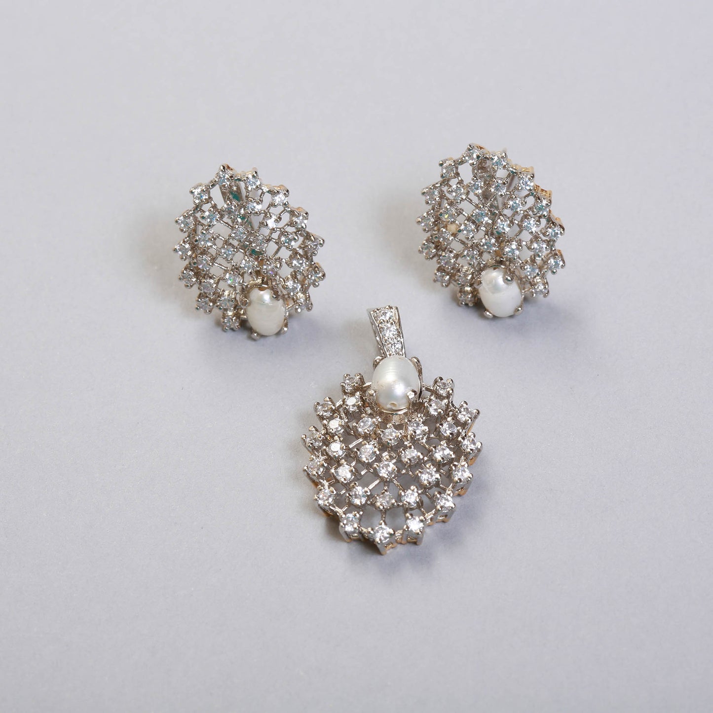 Pendant Set BA1085