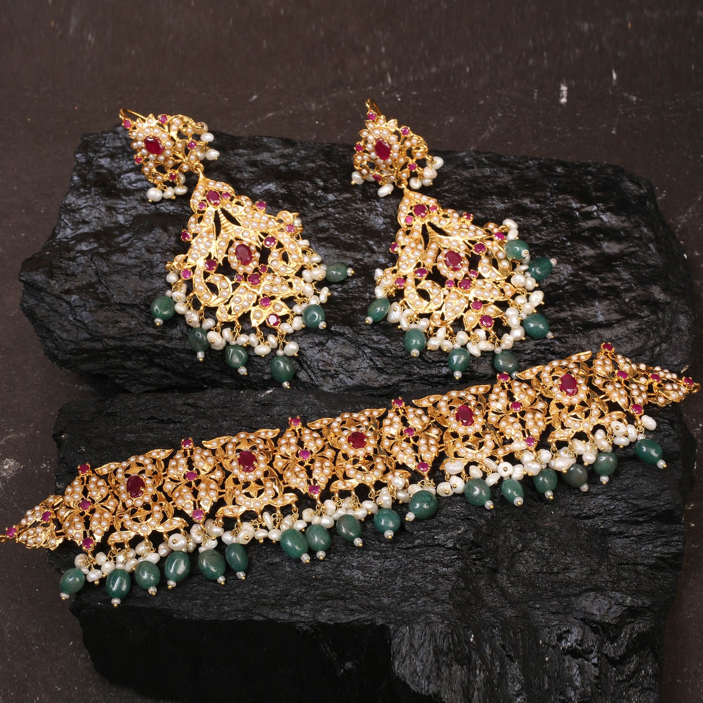 Choker Set With Earrings