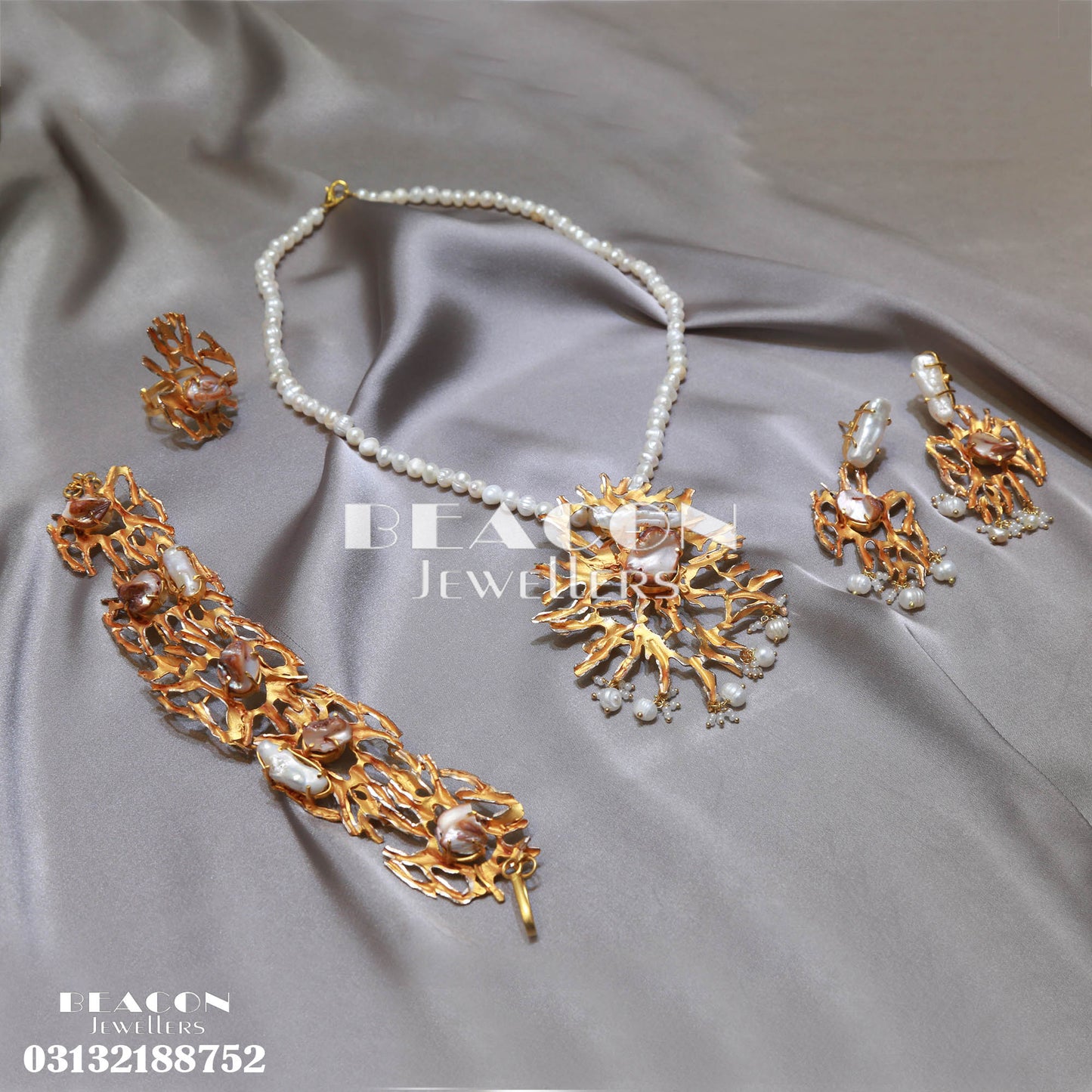 Necklace Ring Bracelet and Earrings 01