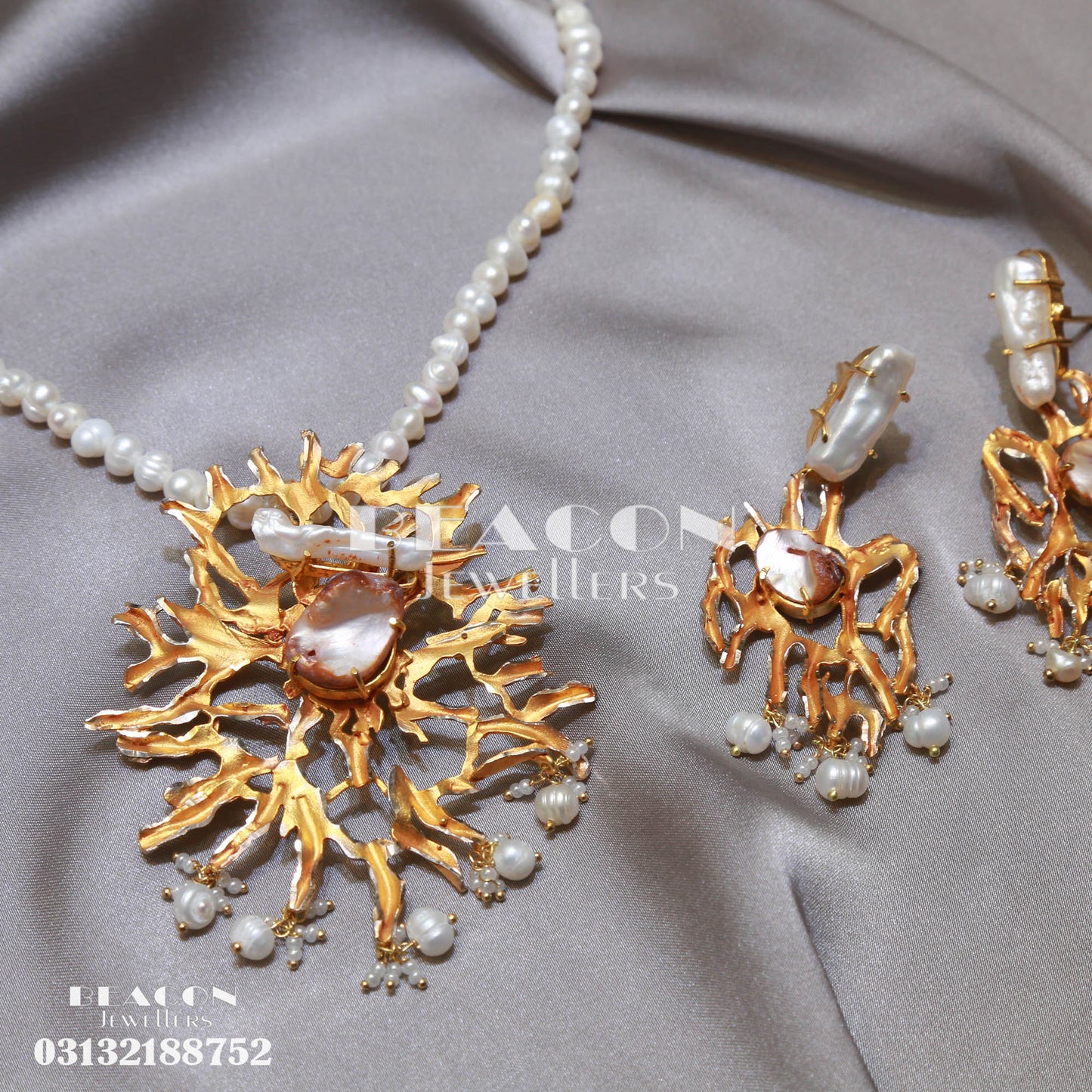 Necklace Ring Bracelet and Earrings 01