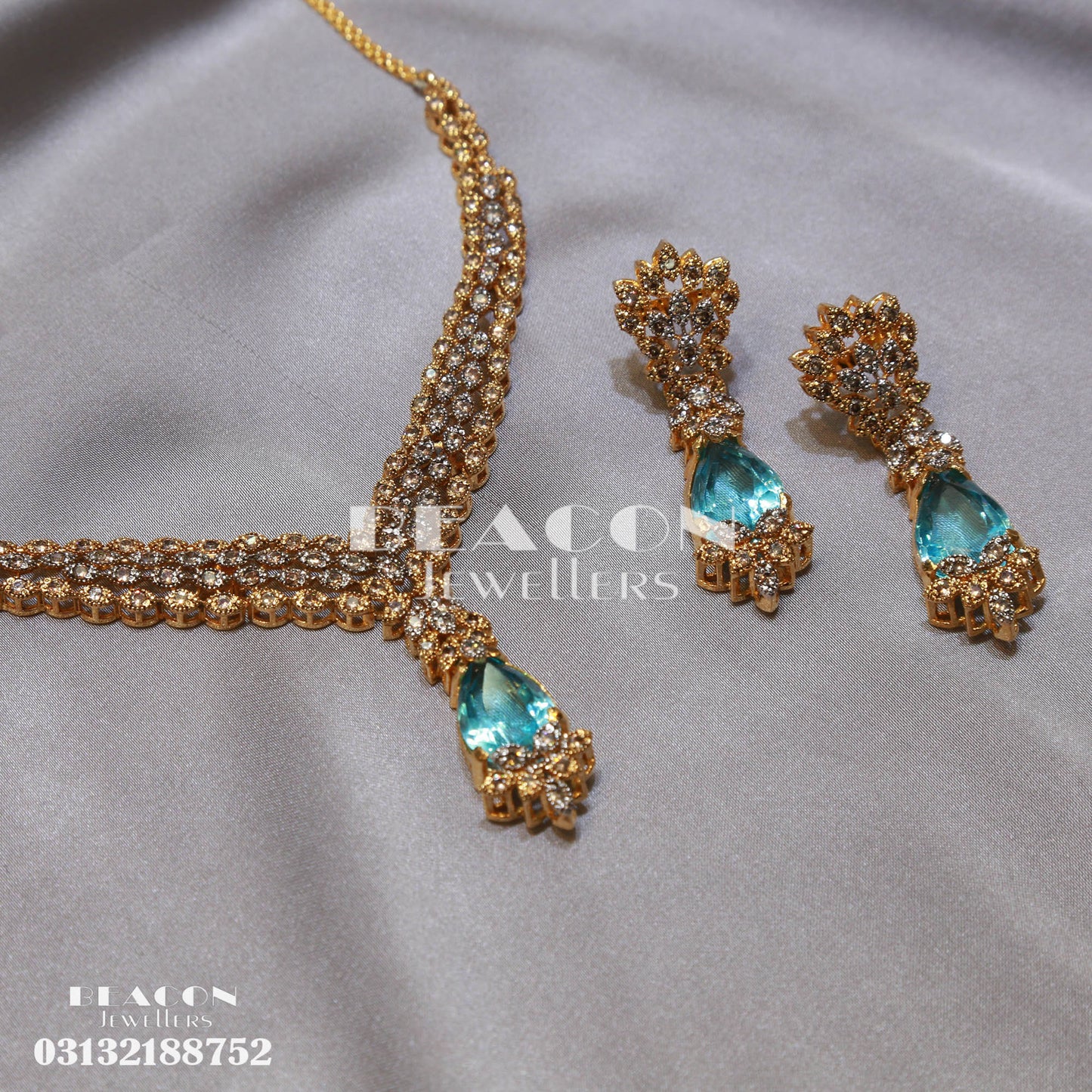 Necklace Set With Earning
