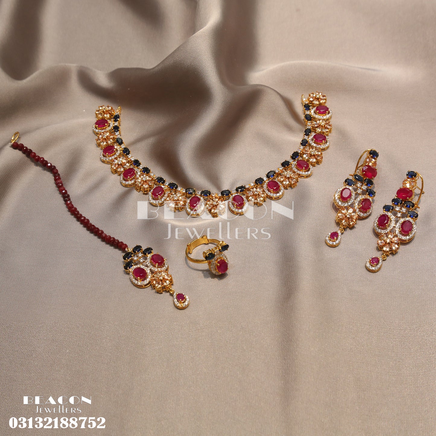 Necklace Set with Ring Tika Earrings
