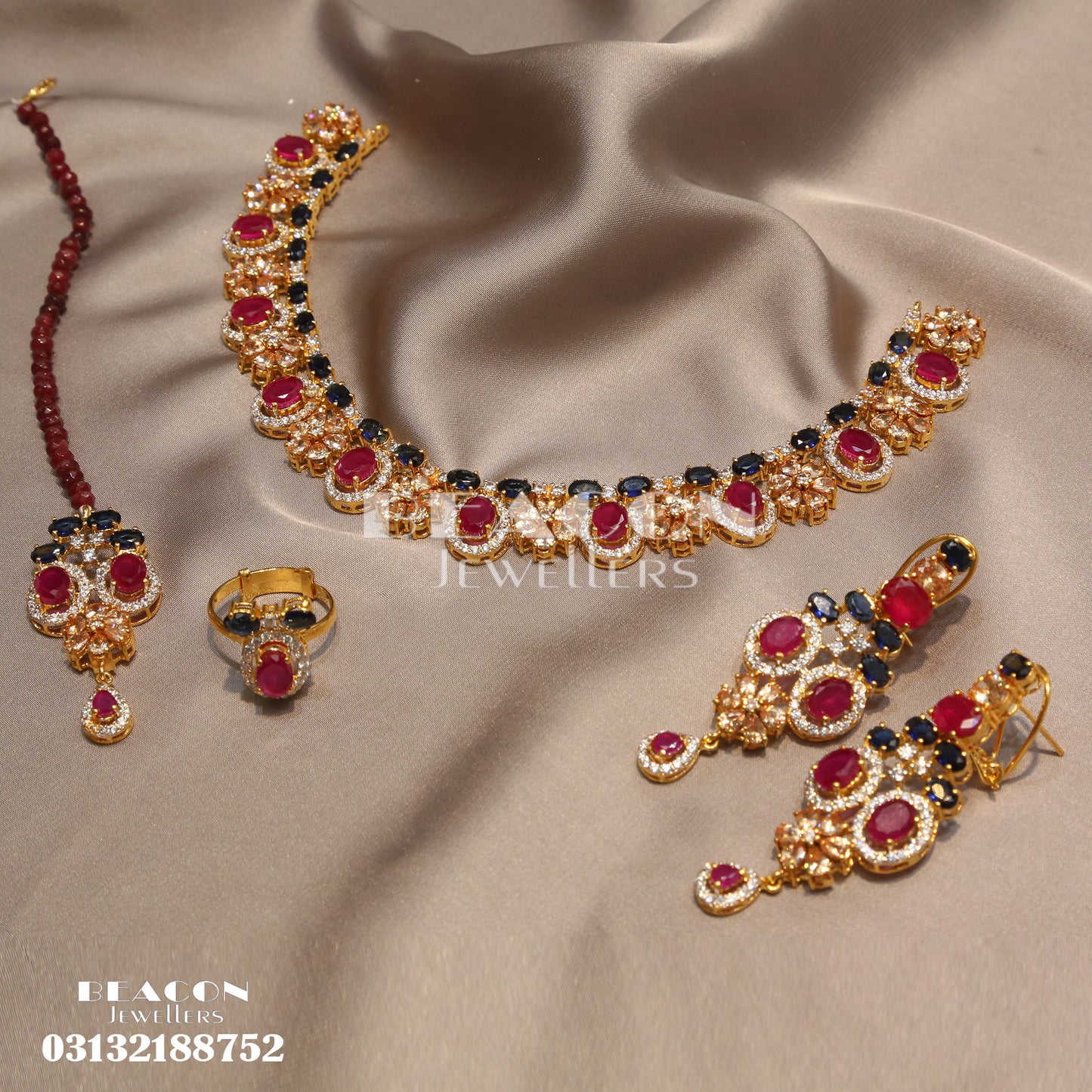 Necklace Set with Ring Tika Earrings