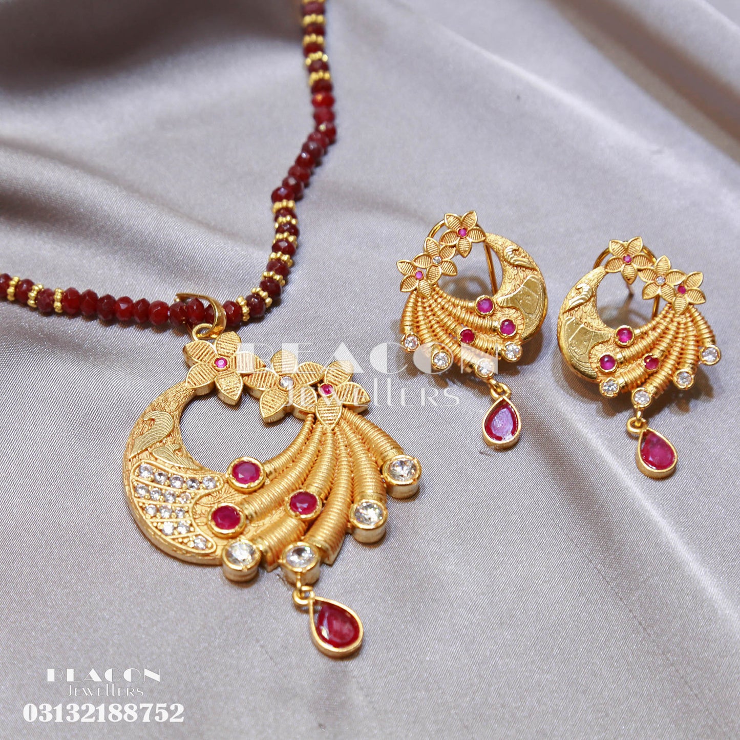 Necklace and Earrings 64