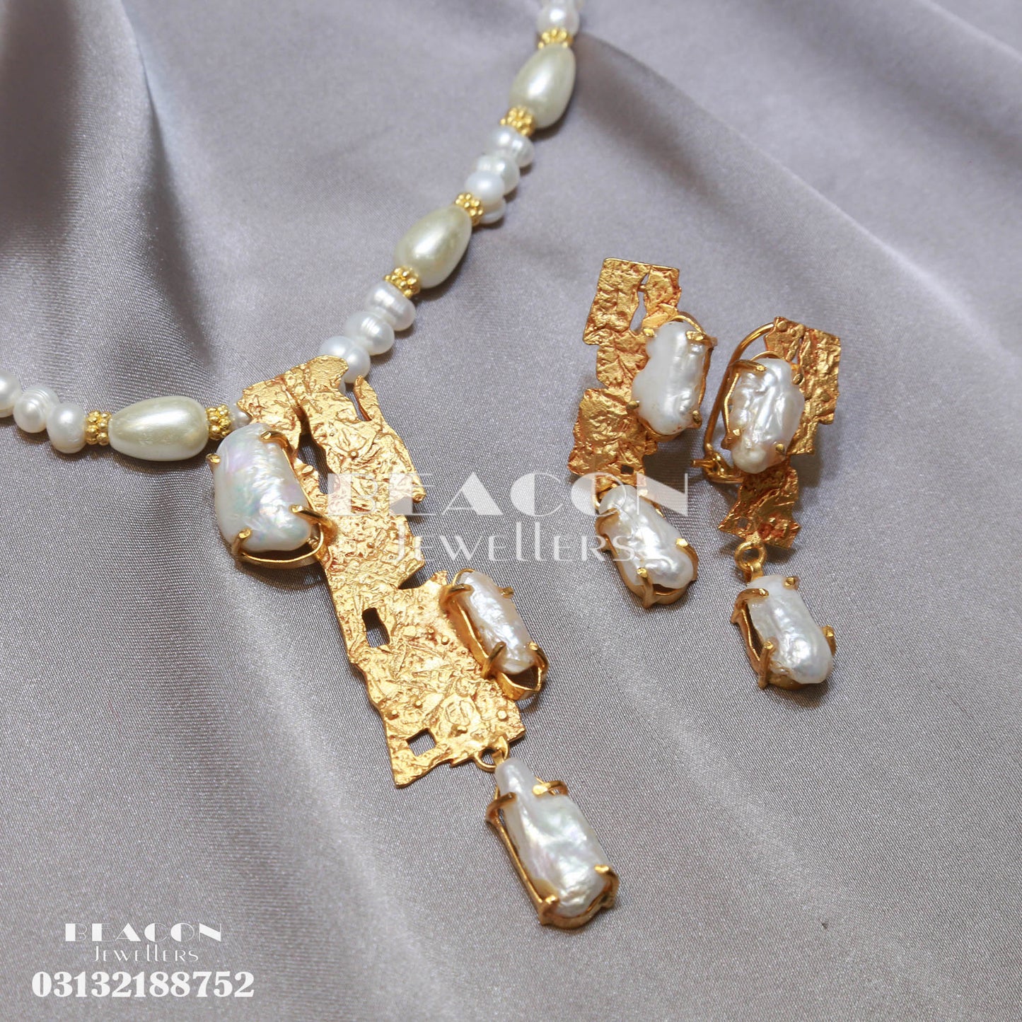 Necklace and Earrings 68