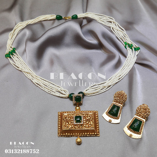 Necklace and Earrings 69
