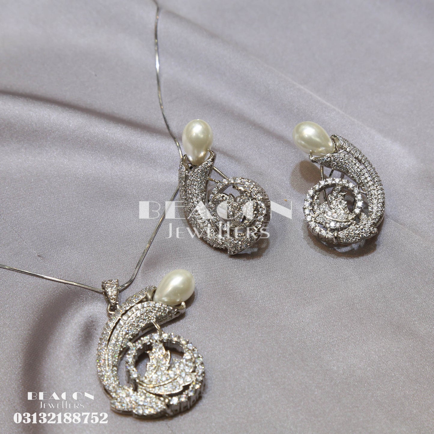 Locket and Earrings 44