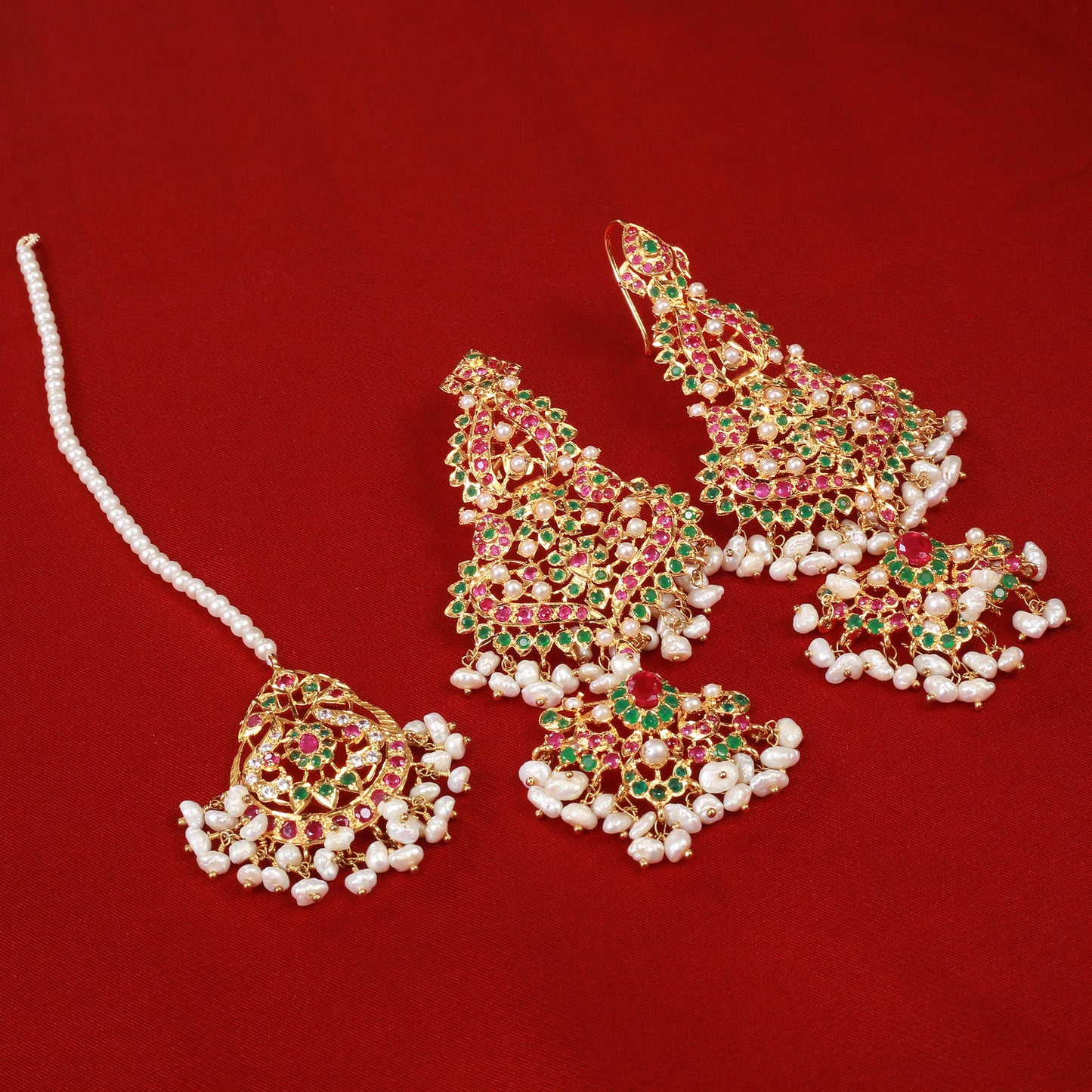Necklace with Earrings, Ring and TIka